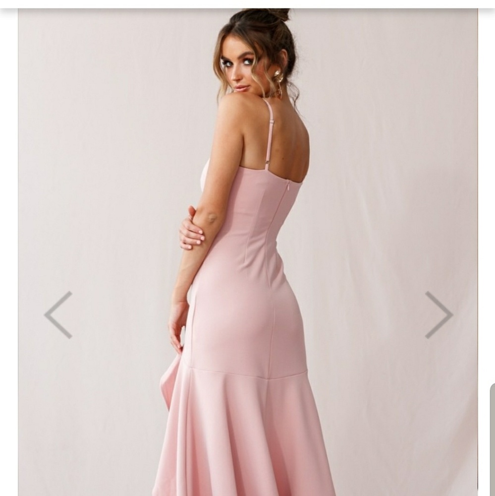 Dress - Picture 3 of 3